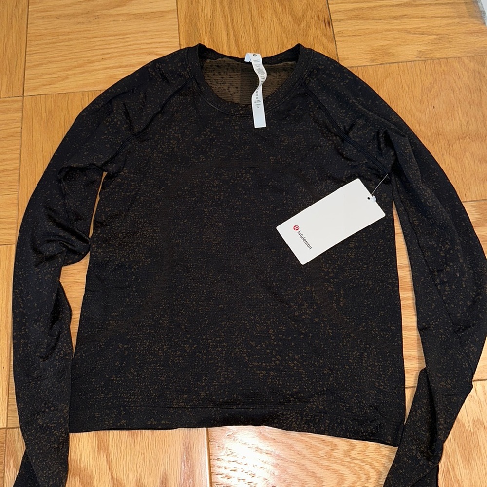 Lululemon Swiftly Tech Long Sleeve 2.0 Race Shirt